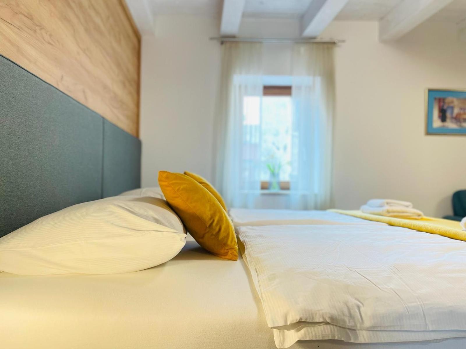 Fazana City Rooms With Free Parking Eksteriør bilde