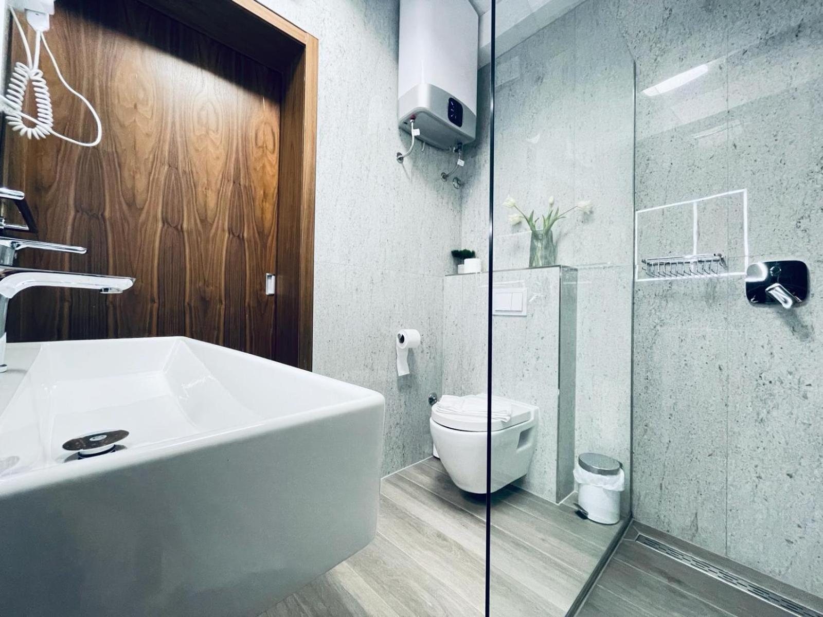 Fazana City Rooms With Free Parking Eksteriør bilde